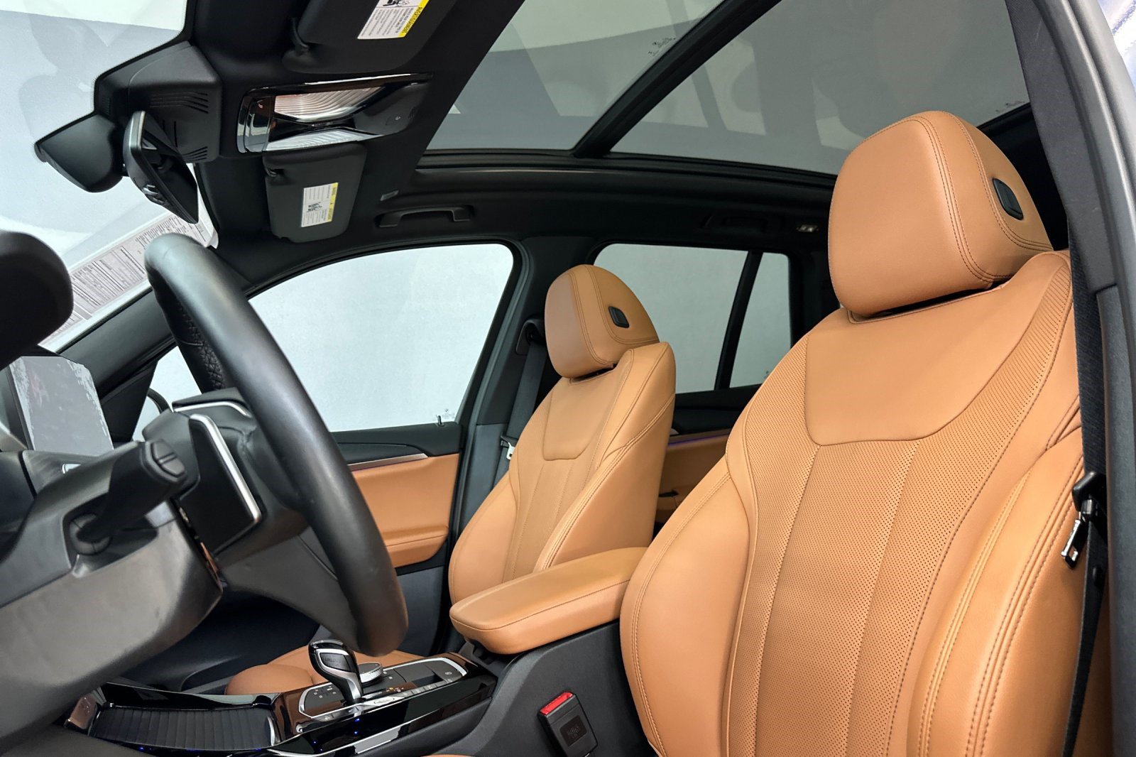 Certified 2024 BMW X3 sDrive30i w/ Premium Package RWD image 5