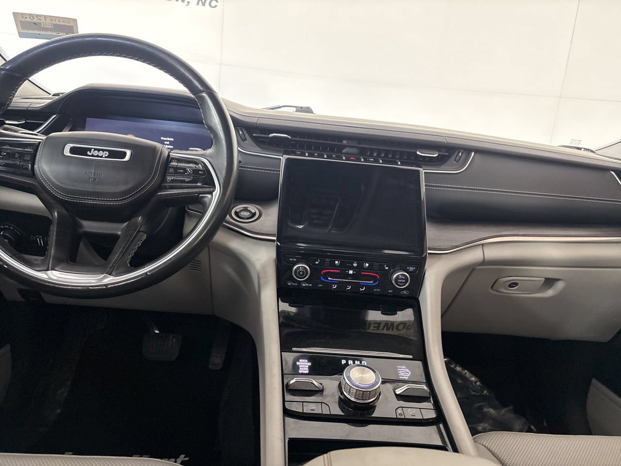 Used 2022 Jeep Grand Cherokee L Overland AWD/4WD image 27