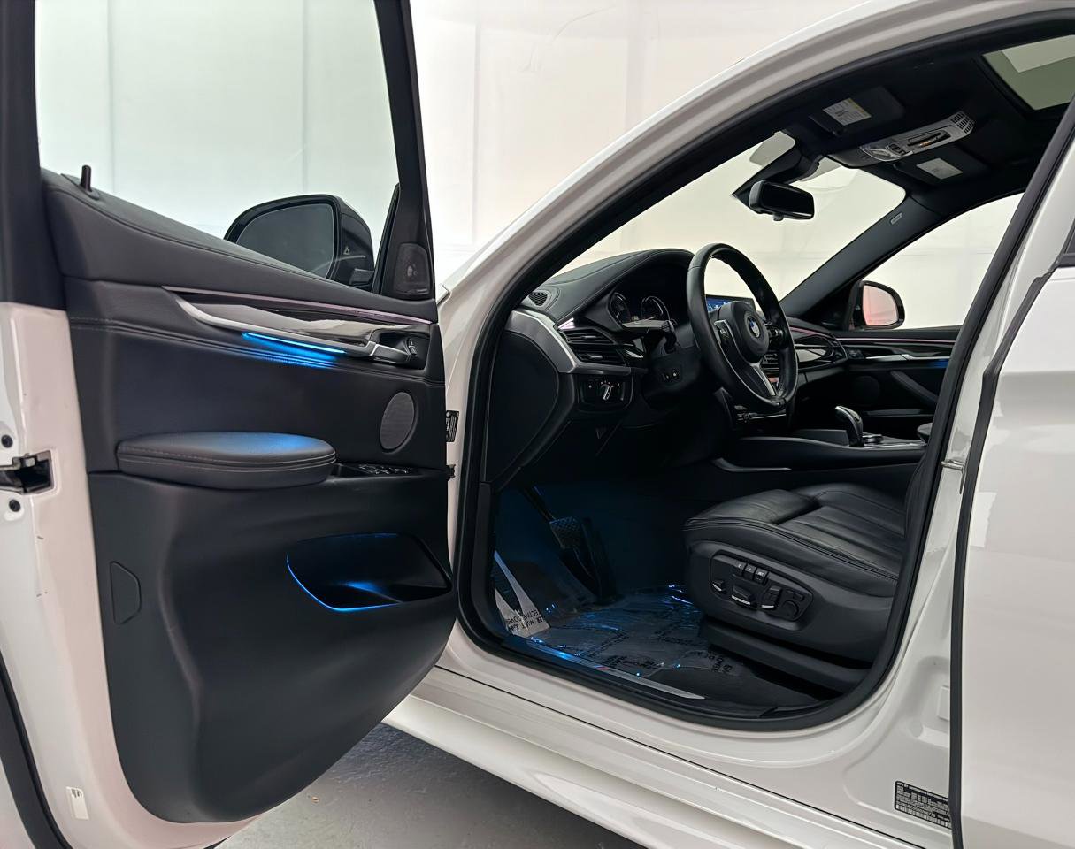 Used 2019 BMW X6 xDrive50i w/ M Sport Package image 16