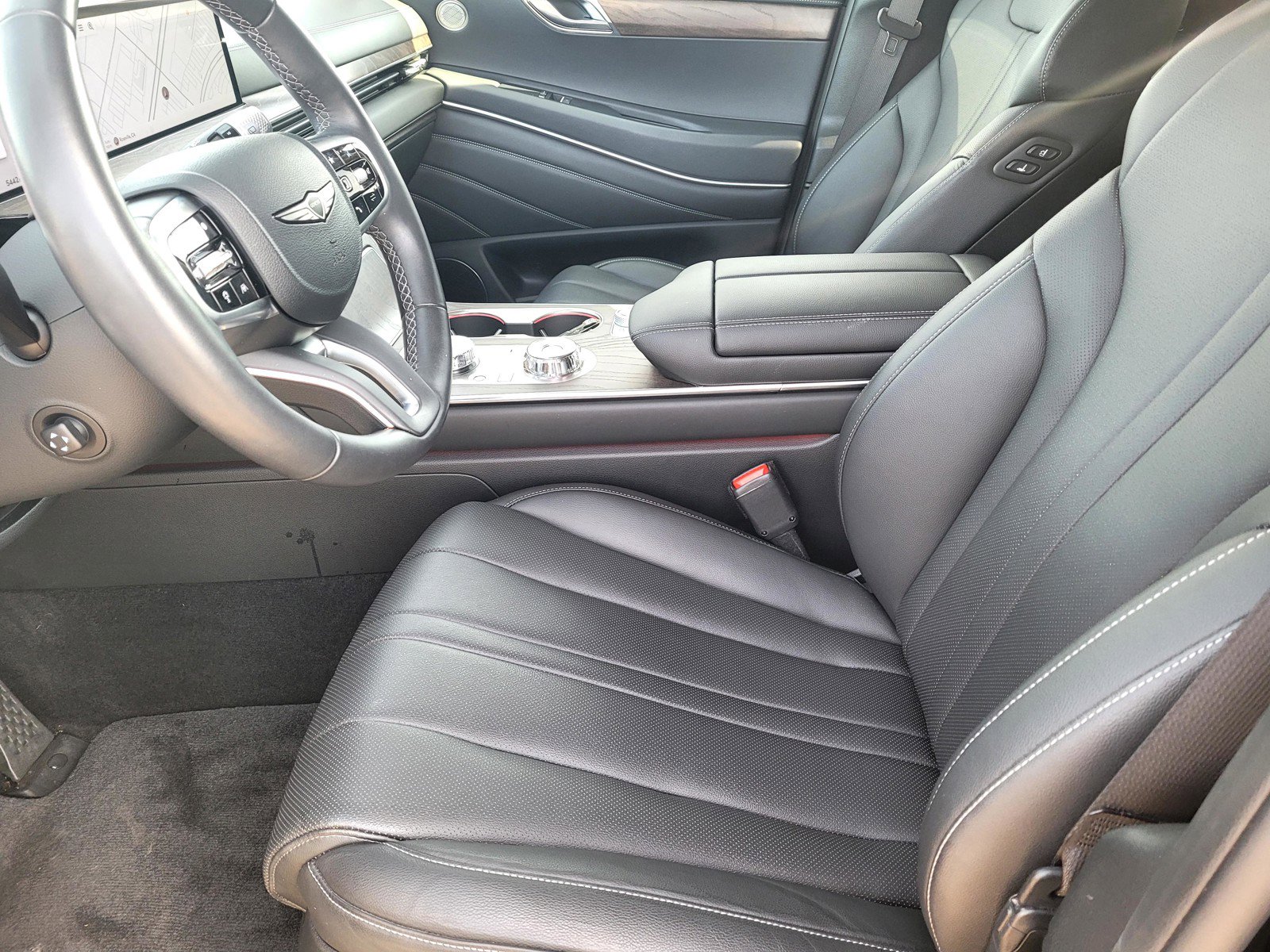 Used 2025 Genesis GV80 2.5T Select image 17