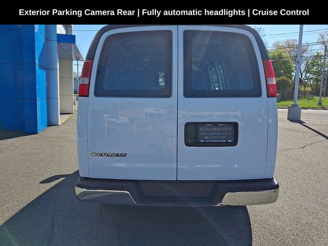Used 2024 Chevrolet Express 2500 w/ Driver Convenience Package RWD image 9