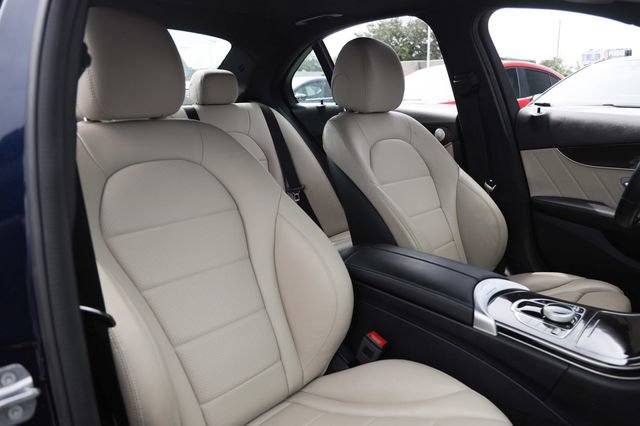 Used 2019 Mercedes-Benz C 300 Sedan image 19