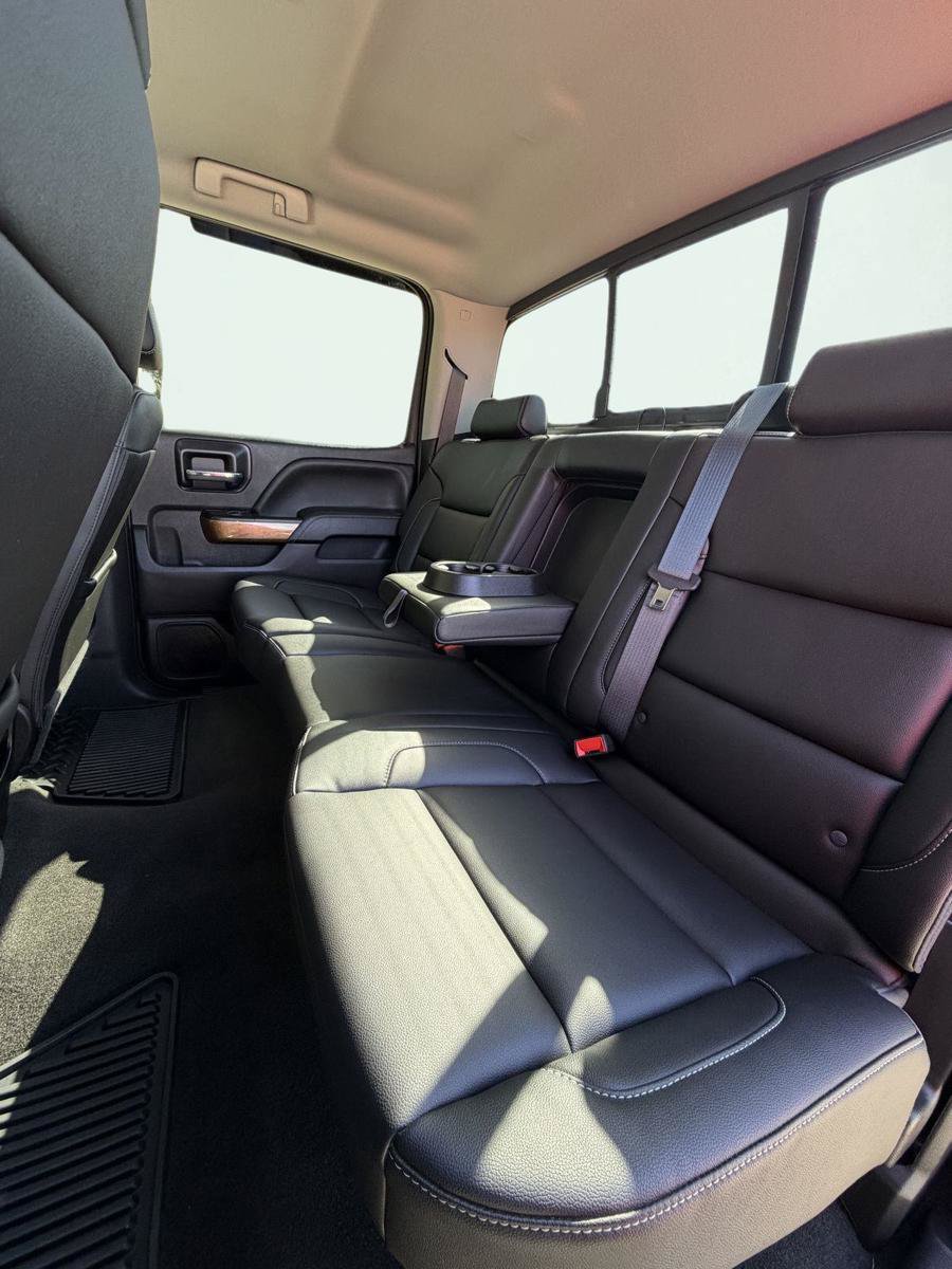Used 2018 Chevrolet Silverado 1500 LTZ w/ LTZ Plus Package AWD/4WD image 15