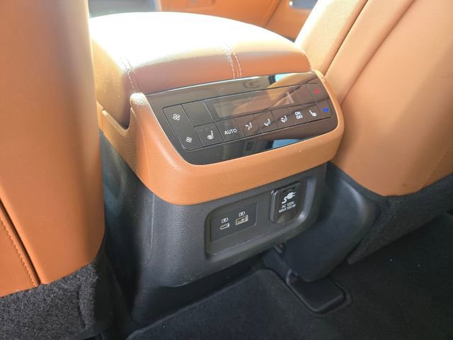 Used 2024 INFINITI QX60 Sensory w/ Vision Package AWD/4WD image 18