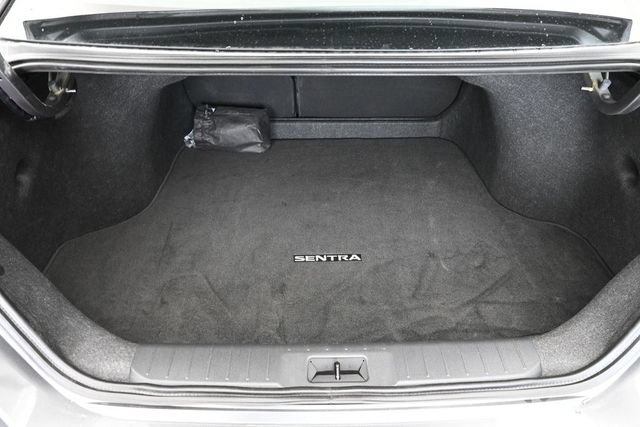 Used 2025 Nissan Sentra S FWD image 29