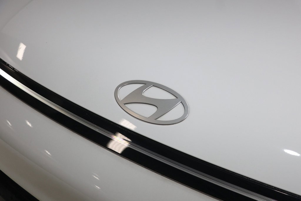 Used 2025 Hyundai Kona SEL FWD image 10