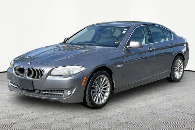 Used 2013 BMW 535i xDrive Sedan AWD/4WD image 3