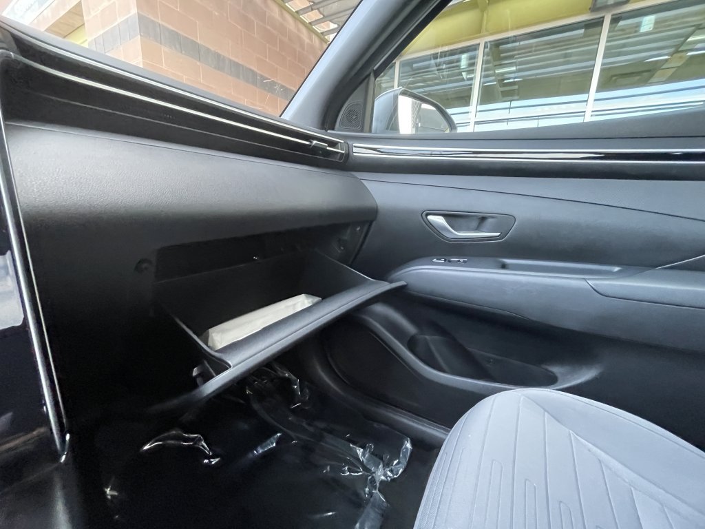 Used 2023 Hyundai Santa Cruz SEL Premium w/ Cargo Package AWD/4WD image 42