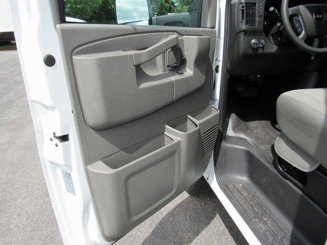 New 2025 GMC Savana 3500 Extended w/ Power Convenience Package image 10