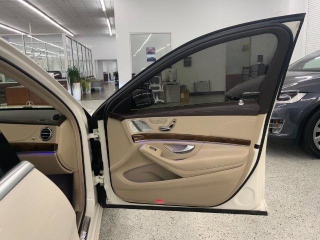 Used 2016 Mercedes-Benz S 550 4MATIC Sedan image 25