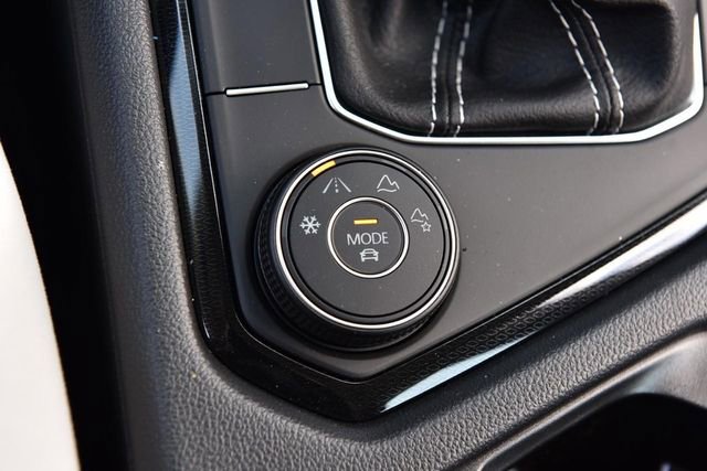 New 2026 Volkswagen Taos S image 17