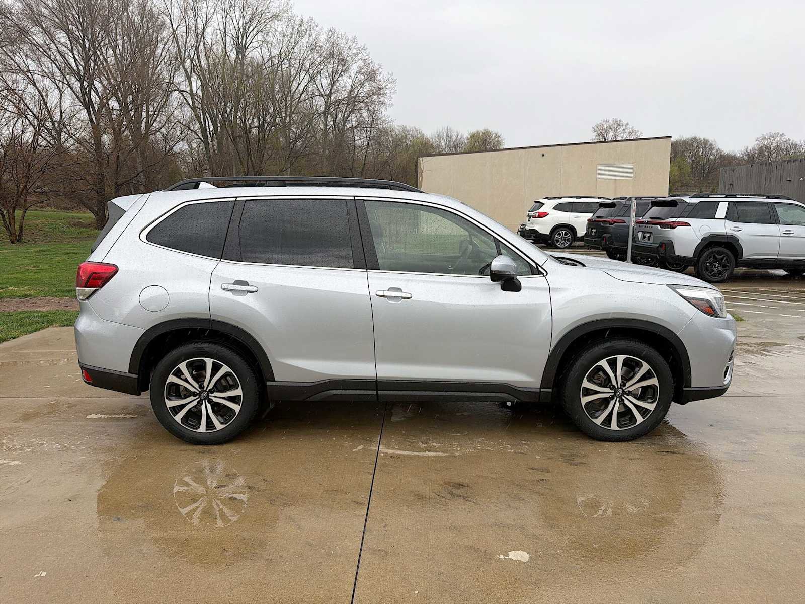 Used 2019 Subaru Forester Limited image 7