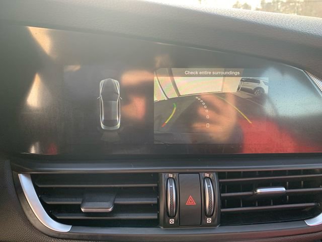 Used 2024 Alfa Romeo Giulia Ti w/ Performance Driving Package image 25