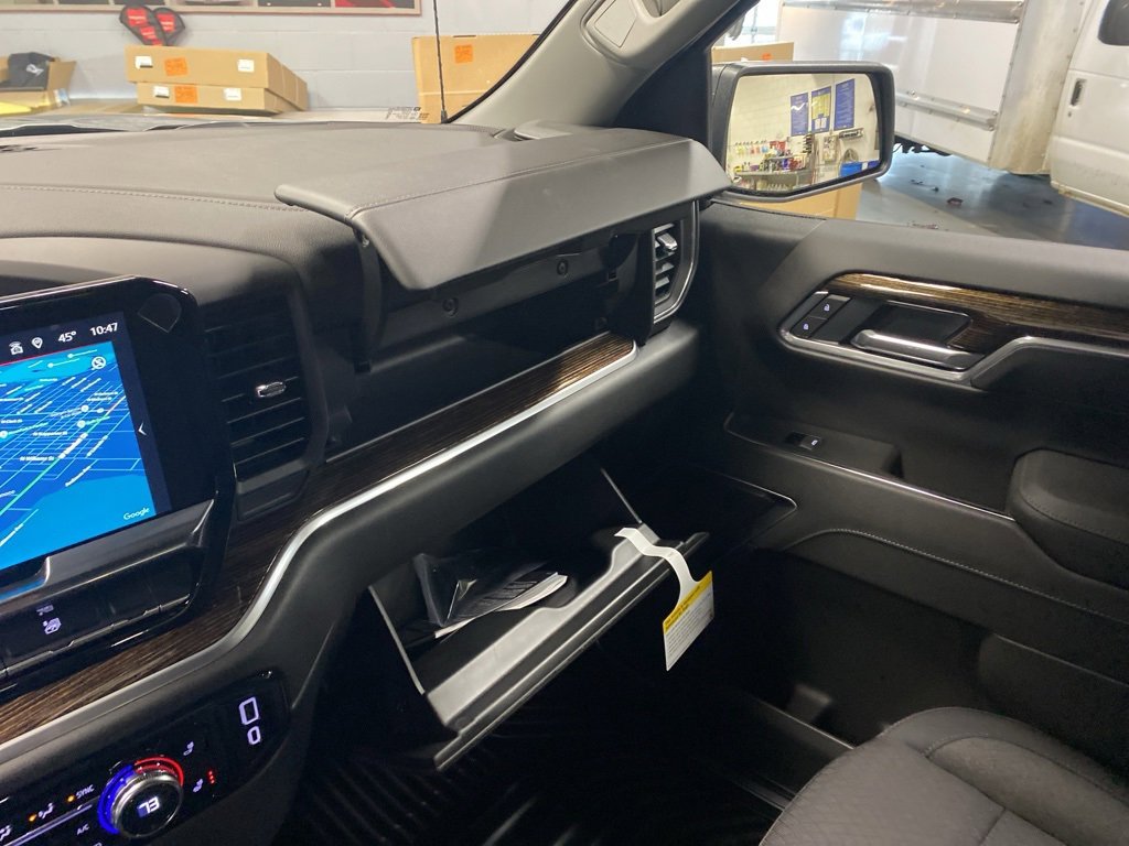 New 2026 GMC Sierra 1500 Elevation image 32