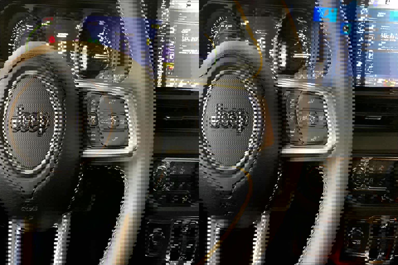 Used 2024 Jeep Wrangler Sahara w/ Technology Group image 24