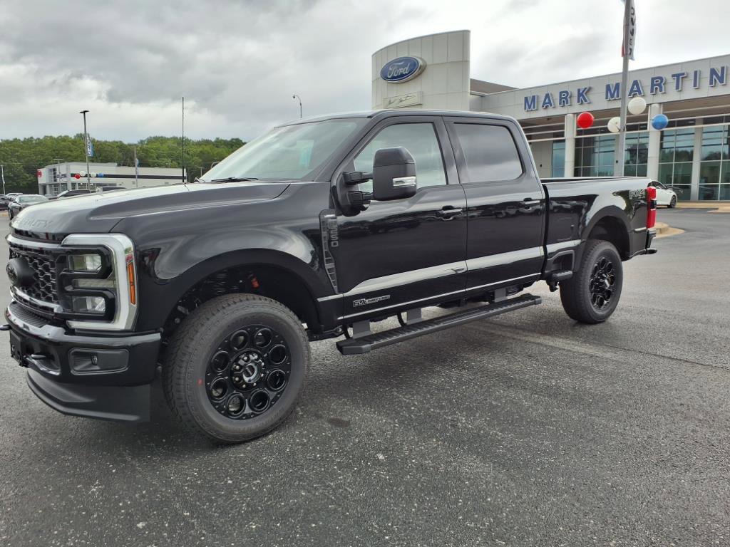 New 2025 Ford F250 Lariat image 3