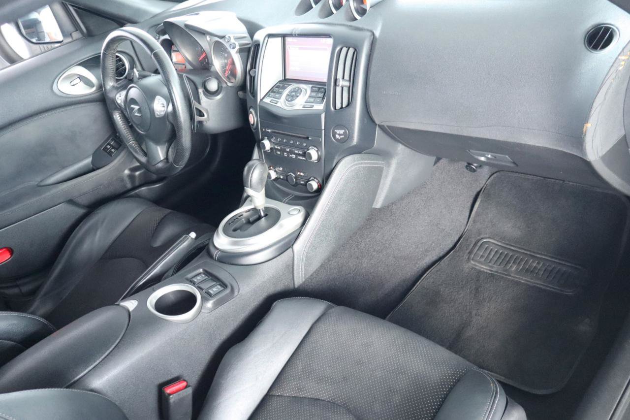 Used 2012 Nissan 370Z Touring w/ Sport Pkg RWD image 31