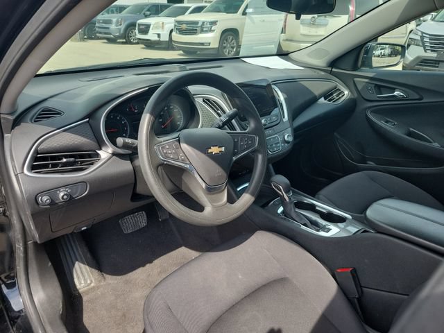 Used 2025 Chevrolet Malibu LT FWD image 18