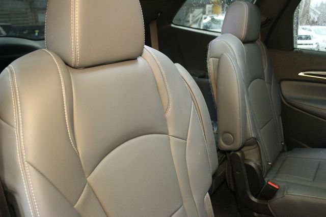 Used 2022 Buick Enclave Essence w/ Experience Buick Package image 14