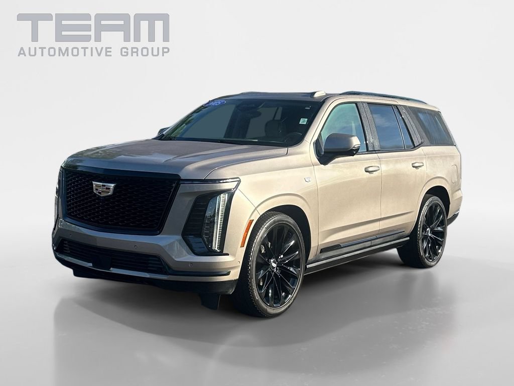 Used 2025 Cadillac Escalade Sport Platinum w/ LPO, ONYX Package AWD/4WD image 3