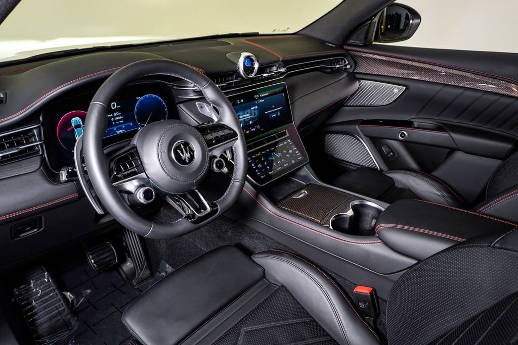 Used 2023 Maserati Grecale Modena image 19