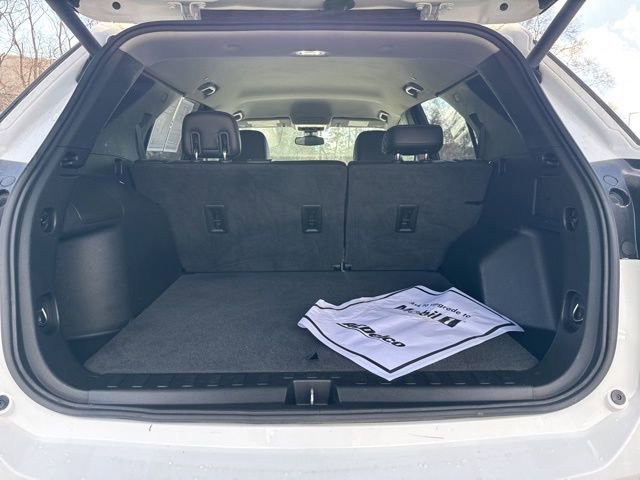 Used 2020 Chevrolet Equinox Premier image 24