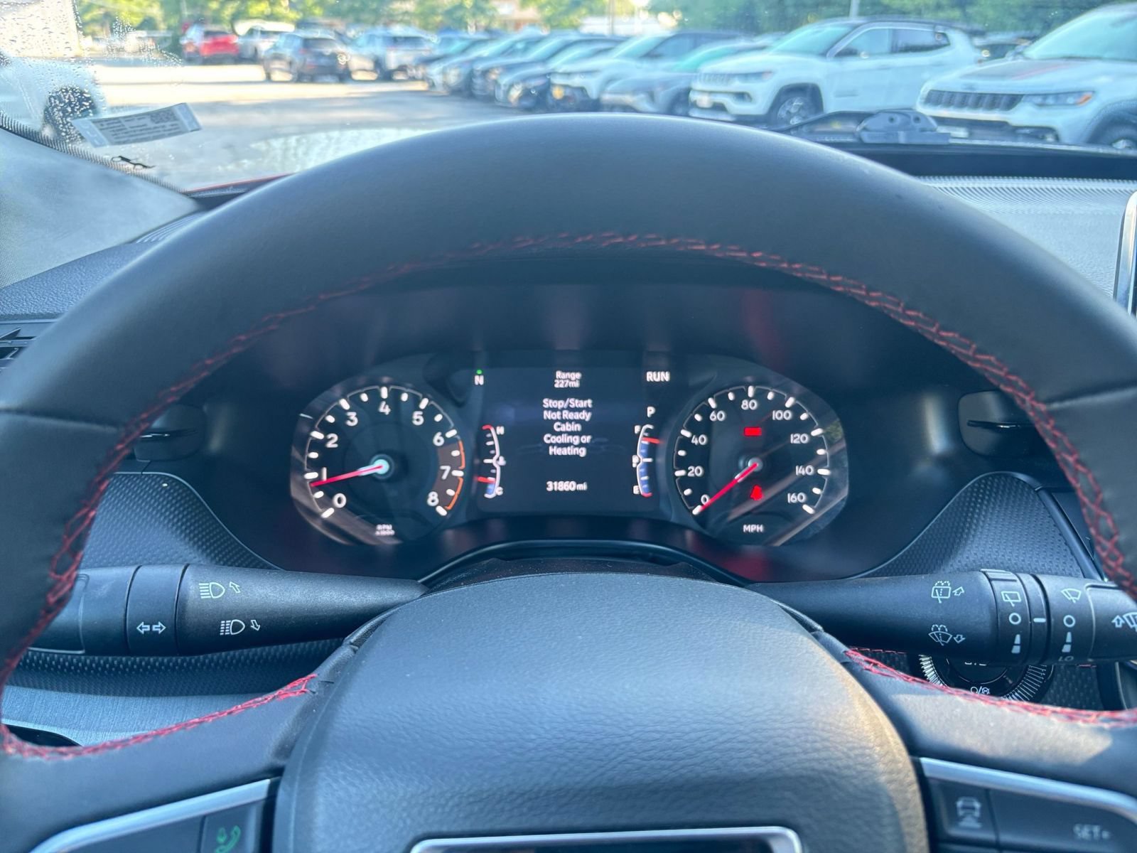 Used 2025 Jeep Compass Trailhawk AWD/4WD image 39