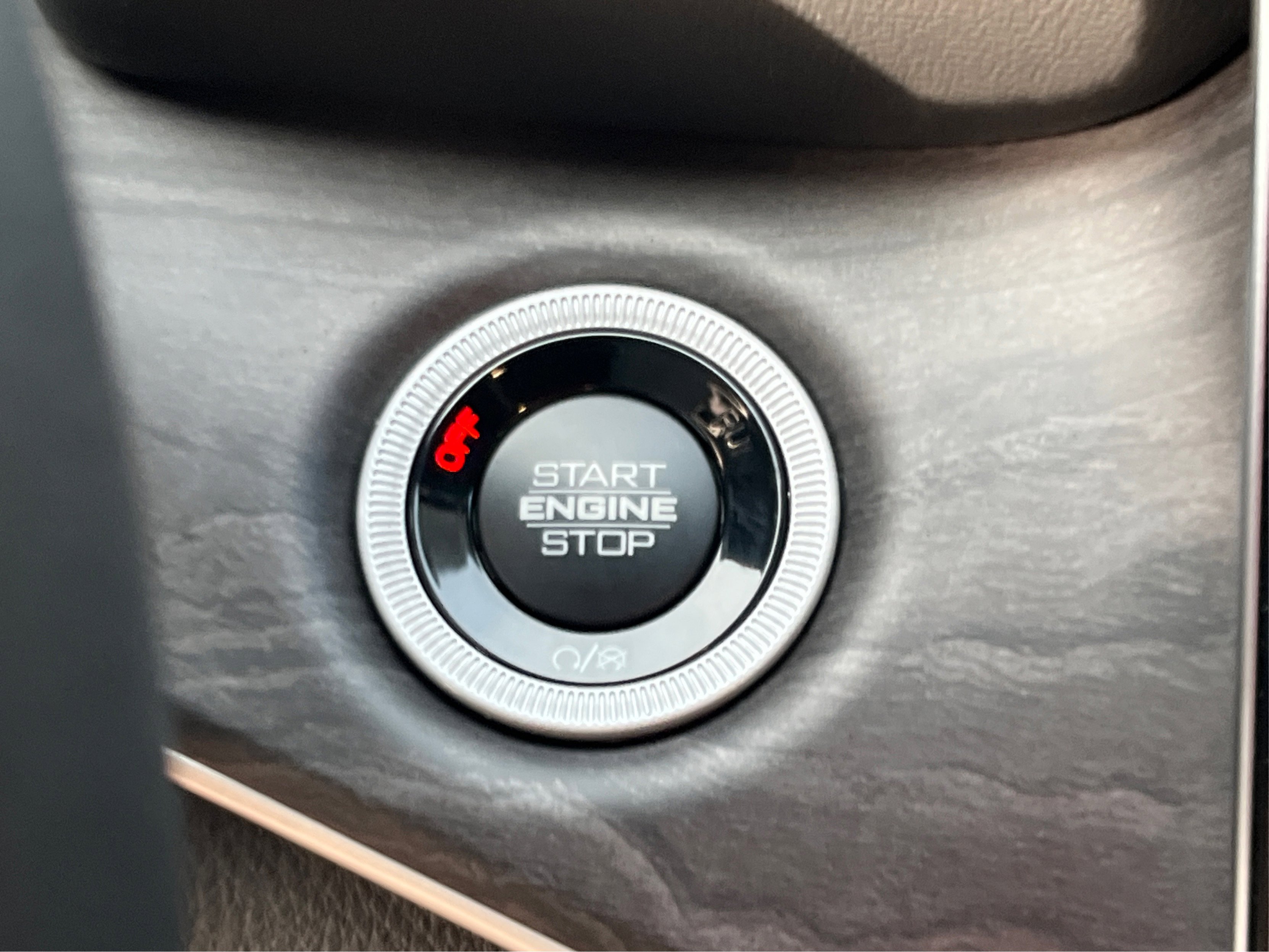 New 2025 Jeep Grand Cherokee Limited w/ Black Appearance Package image 51