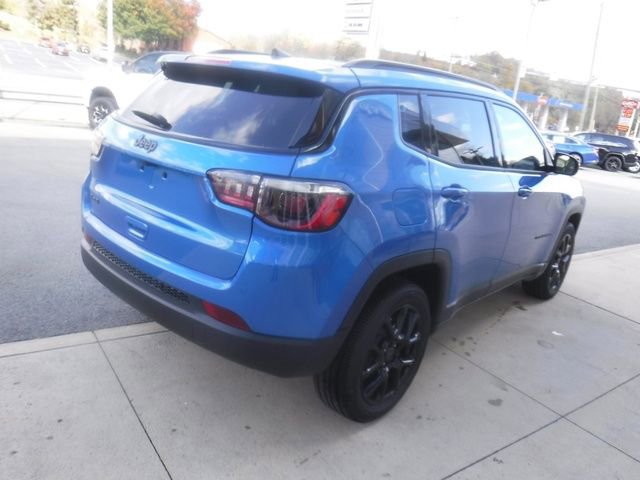 New 2026 Jeep Compass Latitude image 7