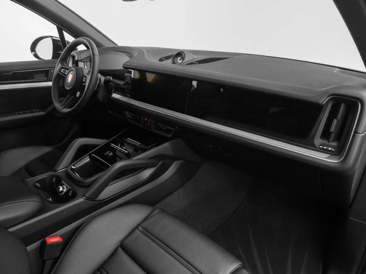 New 2025 Porsche Cayenne S image 64
