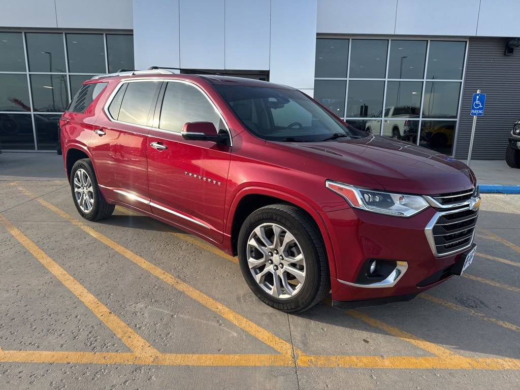 Used 2018 Chevrolet Traverse Premier AWD/4WD image 2