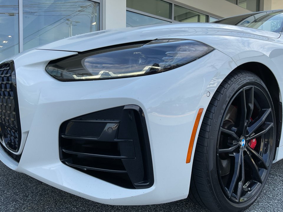 Used 2022 BMW M440i Convertible w/ Premium Package RWD image 26