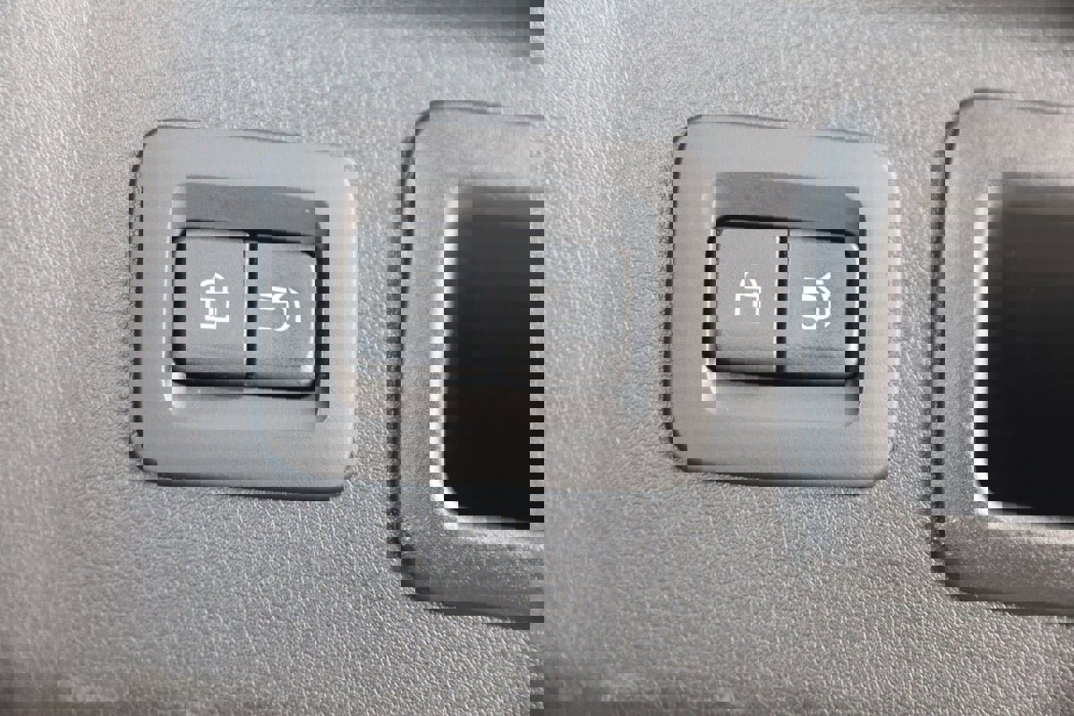 Used 2024 MAZDA CX-90 Plug-In Hybrid w/ Premium Pkg image 55