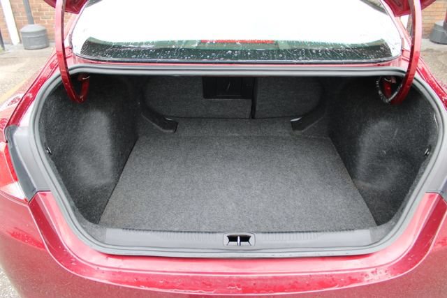 Used 2015 Chrysler 200 S FWD image 30