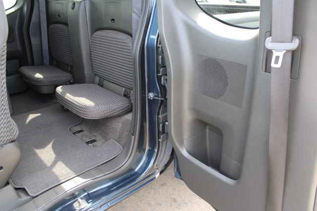 Used 2017 Nissan Frontier SV image 33