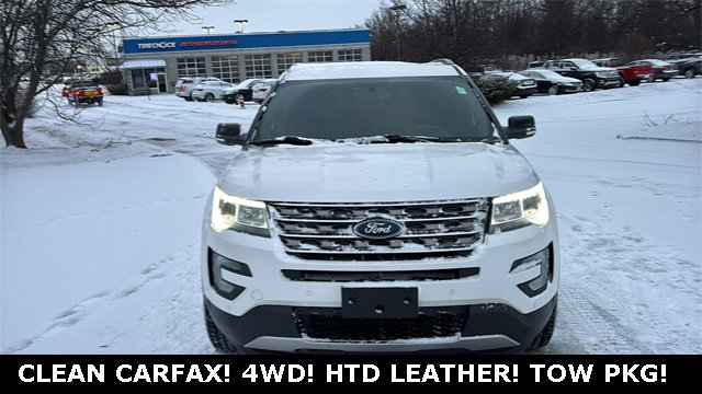 Used 2017 Ford Explorer XLT w/ Equipment Group 202A image 5