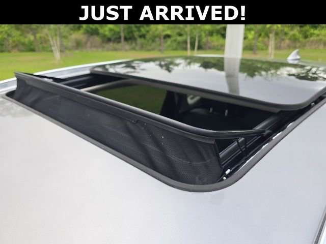 Used 2022 Genesis GV80 2.5T w/ Advanced Package 02 AWD/4WD image 5
