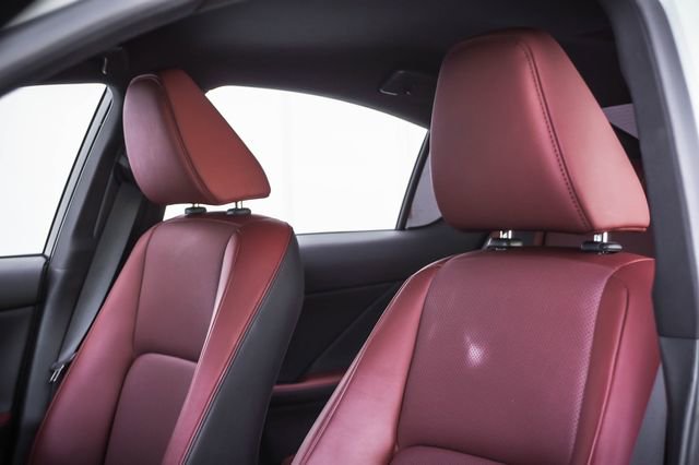 Certified 2024 Lexus IS 300 F Sport RWD image 10
