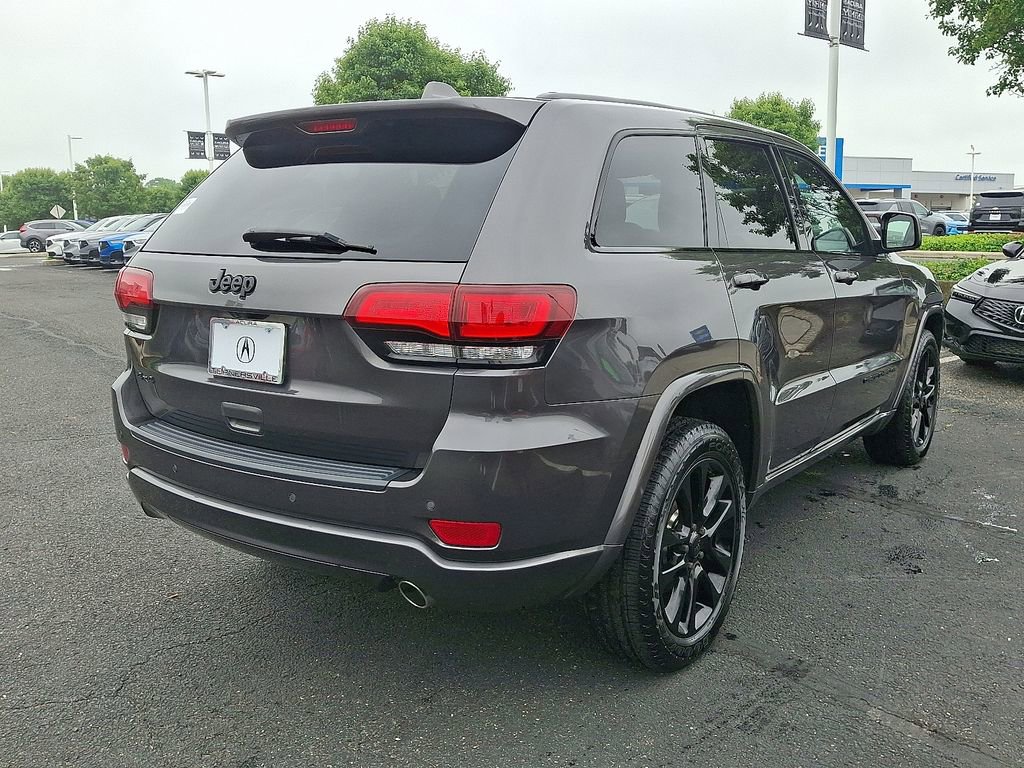 Used 2020 Jeep Grand Cherokee Altitude AWD/4WD image 6