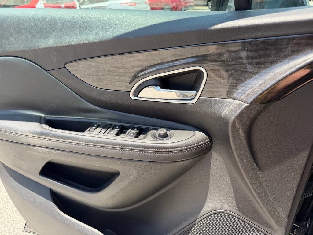 Used 2013 Buick Encore Leather AWD/4WD image 29