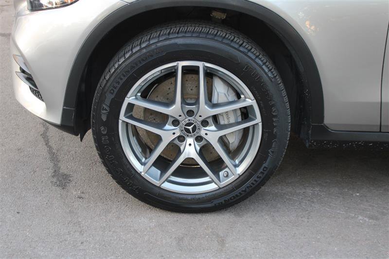 Used 2019 Mercedes-Benz GLC 300 GLC 300 image 25