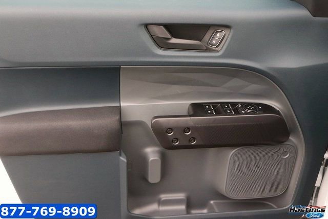 New 2025 Ford Maverick XL image 8