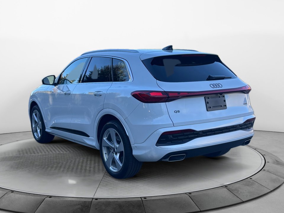 New 2025 Audi Q5 Prestige image 5