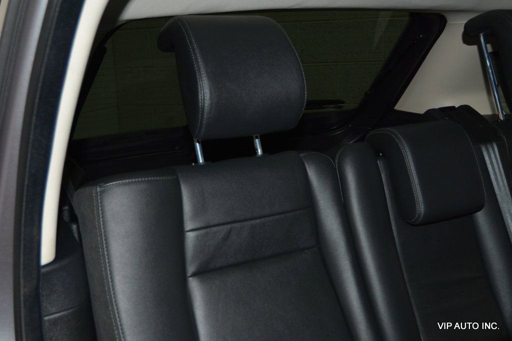 Used 2011 Land Rover Range Rover Sport HSE image 23