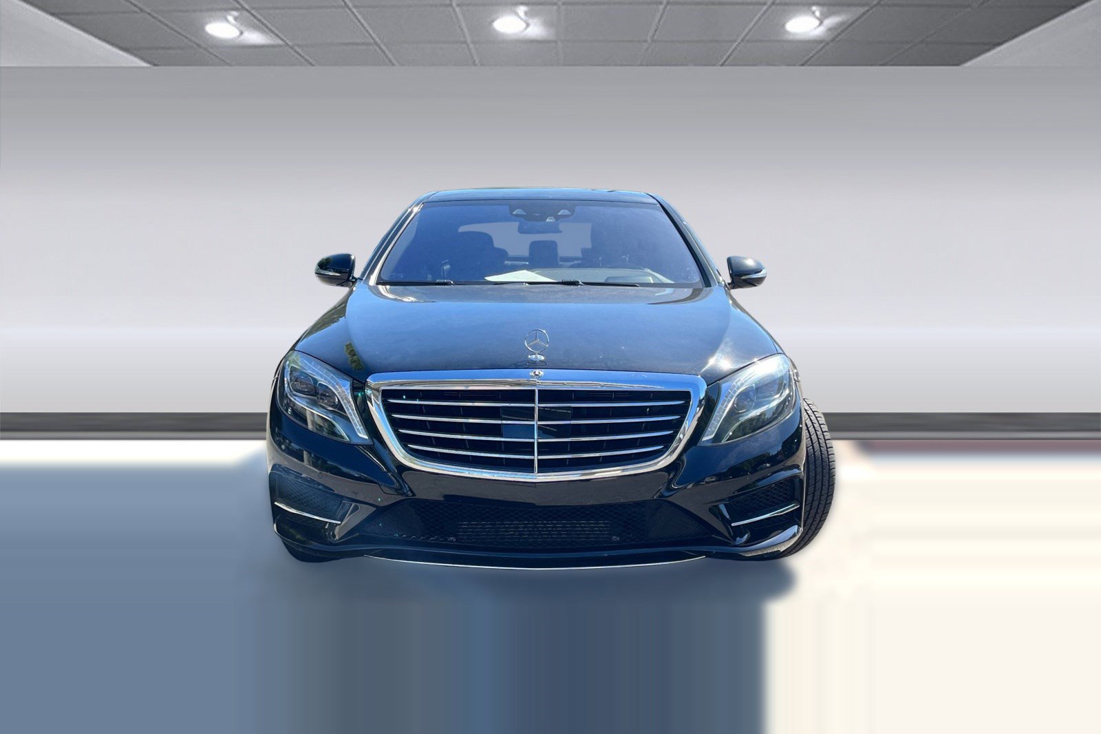 Used 2015 Mercedes-Benz S 550 Sedan image 4