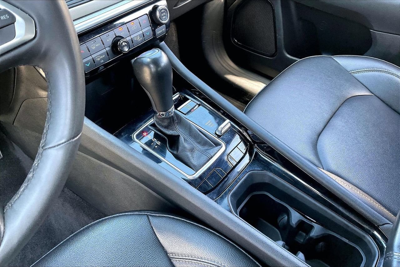 Used 2025 Jeep Compass Limited AWD/4WD image 30