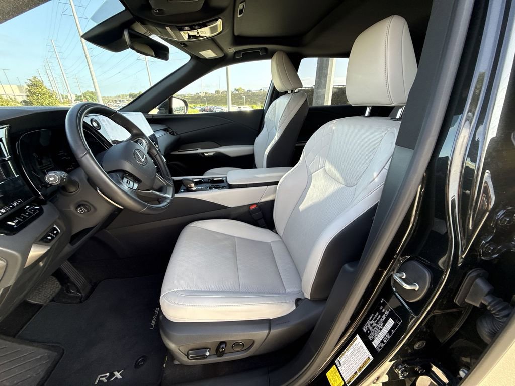 Used 2025 Lexus RX 350 Premium Plus w/ Accessory Package (Z1) image 29