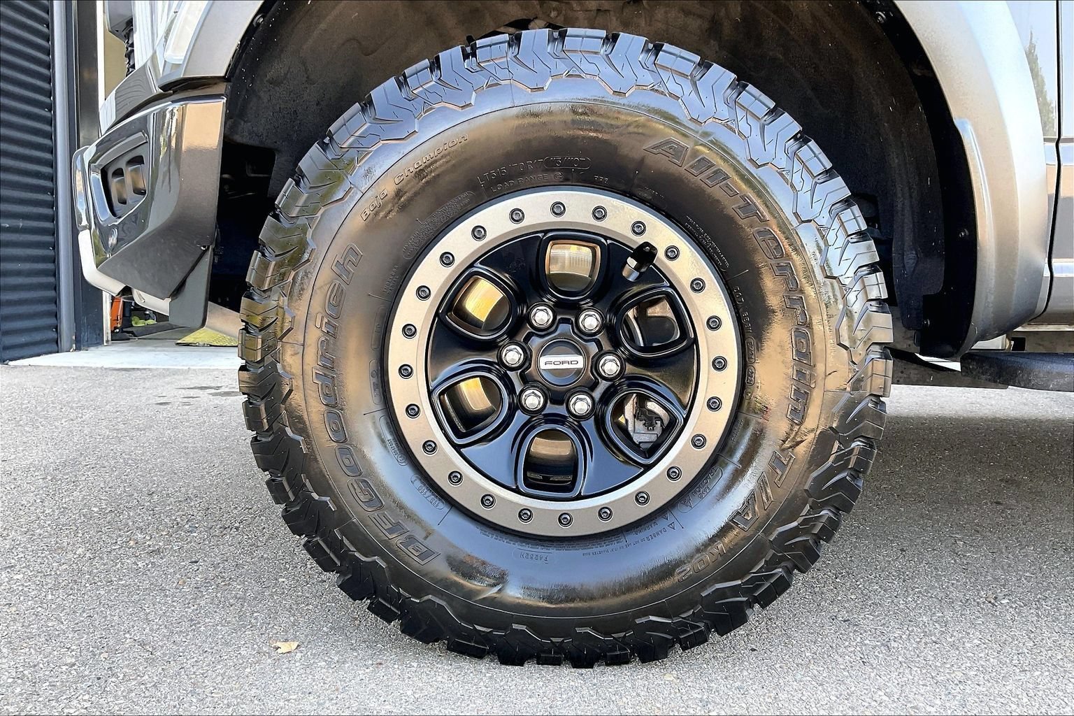 Used 2021 Ford F150 Raptor w/ Equipment Group 801A High AWD/4WD image 26