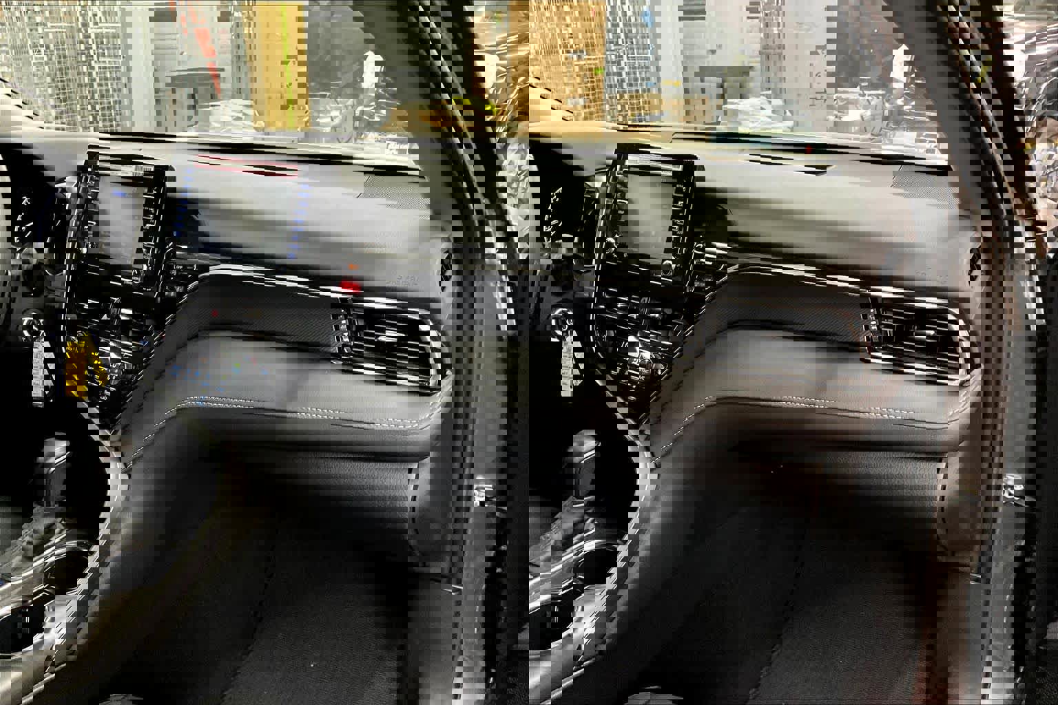 Used 2024 Toyota Camry SE FWD image 18