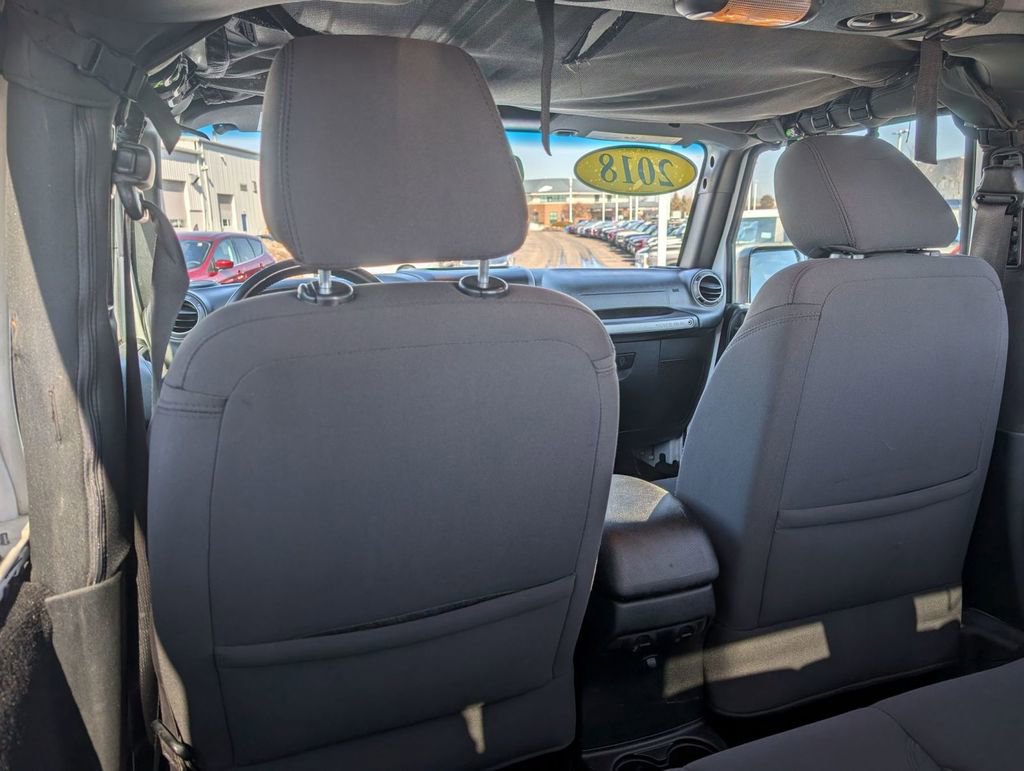 Used 2018 Jeep Wrangler Sport w/ Quick Order Package 24W image 40